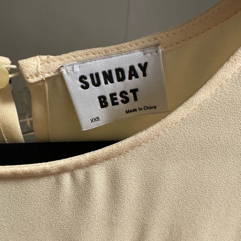SUNDAY BEST Blouse - Picture 3 of 4